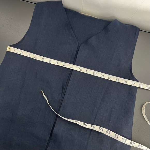 Hackwith Design House Paloma Vest in Navy - Picture 5 of 8